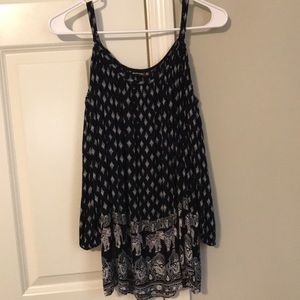 Off the shoulder tank w/ cold shoulder